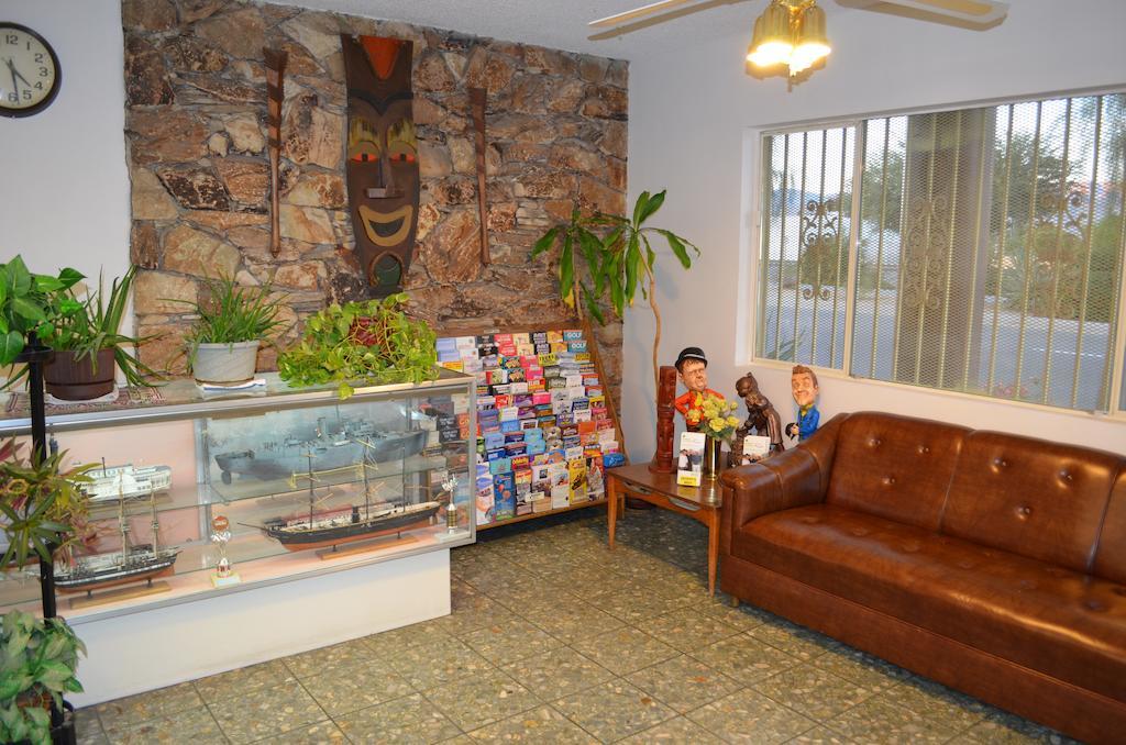 Tropics Motor Hotel Indio Exteriér fotografie